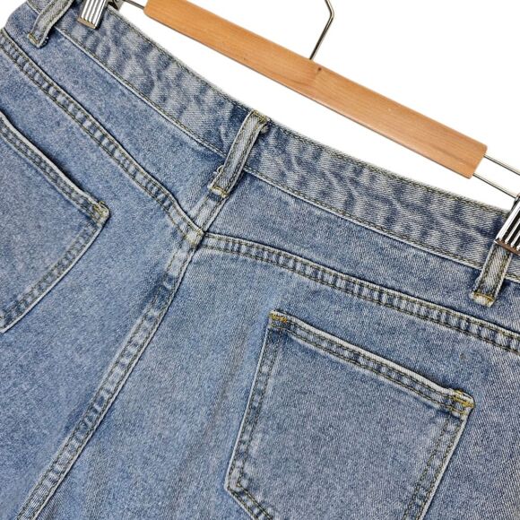 SHEIN Women's XL Light Wash High Waisted Rolled Hem Blue Denim Shorts - Picture 5 of 12